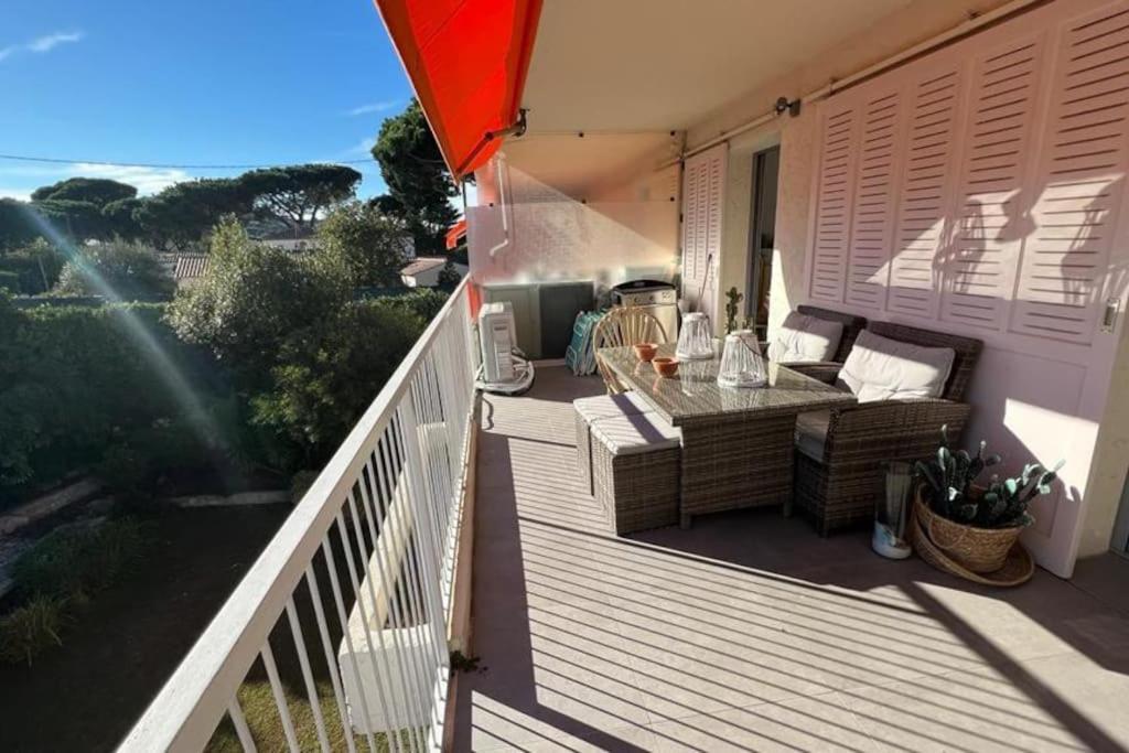 Appartamento Appt St Tropez ,magnifique T2, Piscine ,terrasse, Emplacement Ideal ,front De Mer,
