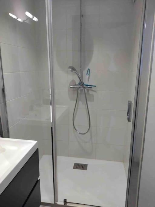 Appartamento Appt St Tropez ,magnifique T2, Piscine ,terrasse, Emplacement Ideal ,front De Mer, *